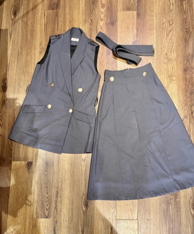 Sét áo vest và chân váy thương hiệu WALENTY SWAN