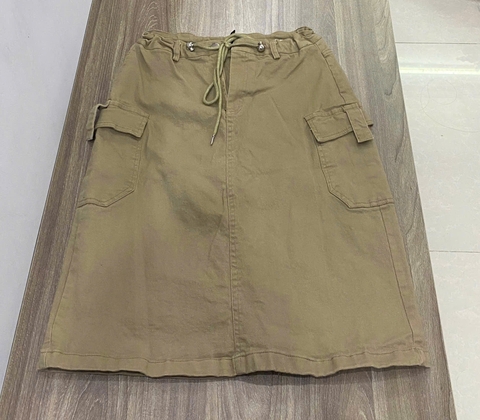 Chân váy kaki
