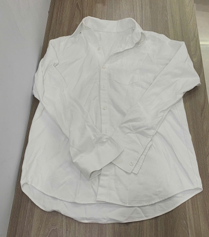 Áo sơ mi trắng