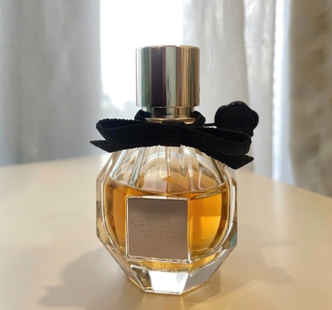 Nước hoa Flowerbomb thương hiệu VIKTOR & ROLF 30ml