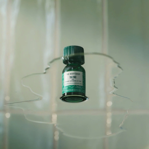 Tinh Dầu Tràm Trà Tea Tree Oil 10ml The Body Shop