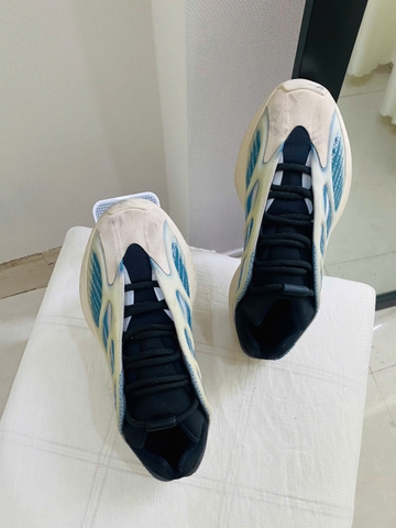 GIÀY THƯƠNG HIỆU YEEZY