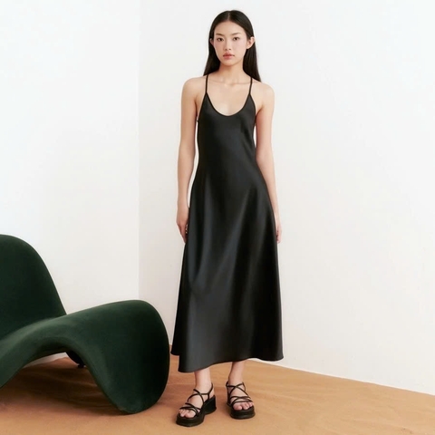 Đầm lụa midi hở lưng nữ - Đen - D0388 Thương hiệu DOTTIE