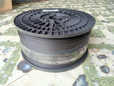 Cáp điện thoại kéo bạt trần trại chăn nuôi