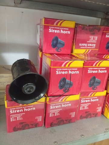 Còi hú báo động khi có sự cố dùng trong tủ điều khiển hệ thống điện