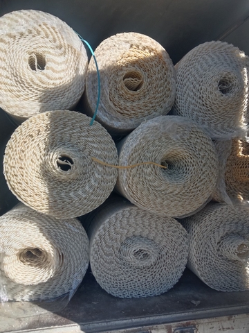 Lưới nhựa trải sàn vịt khổ 2 m  ( nhựa zin) màu trắng, lưới chuyên trại