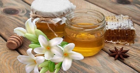 Đánh Bay Cơn Ho Tức Thì Với Công Thức Hoa Đu Đủ Ngâm Mật Ong , Bạn Đã Biết Chưa ?