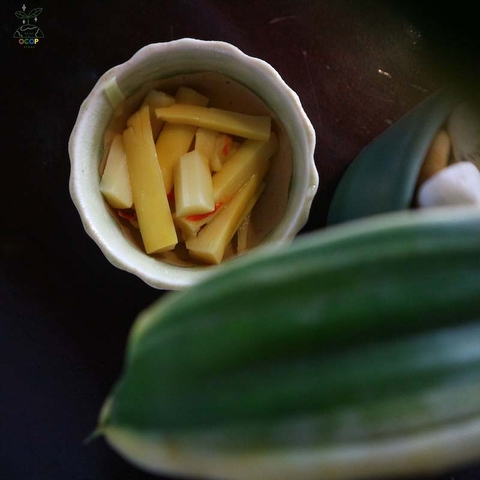 MĂNG MUỐI XỨ NGHỆ 600GR