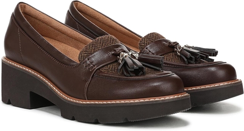 Giày nữ VNXK Naturalizer Women's Brown Committed Lug Sole Loafers Color Brown - Giày nữ xuất Mỹ, Âu