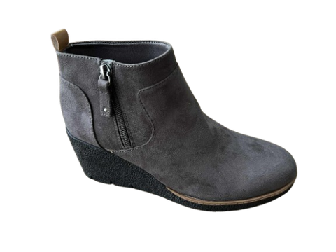 Boot nữ  Dr. Scholl's Shoes Women's Bianca Wedge Bootie Brown Smooth - Giày nữ xuất khẩu Âu, Mỹ