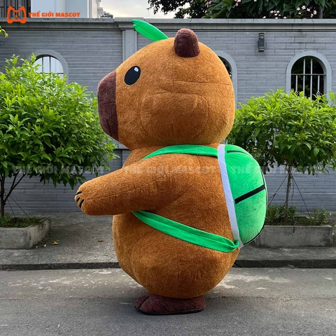 Mascot Hơi Capybara Đeo Balo