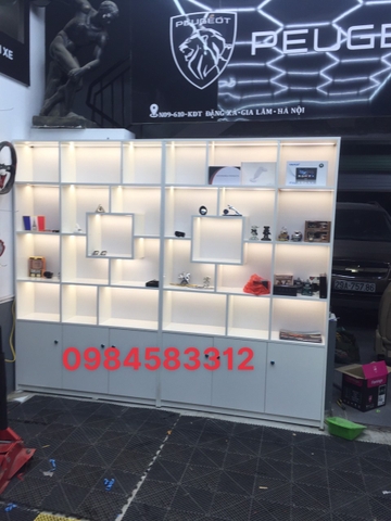 kệ đèn led trưng bày sản phẩm 09