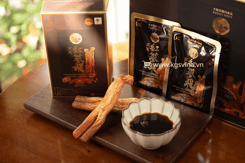 Hộp 30 gói Tinh Chất Hồng Sâm Nhung Hươu Hàn Quốc KGS 1500ml (50ml/ gói)