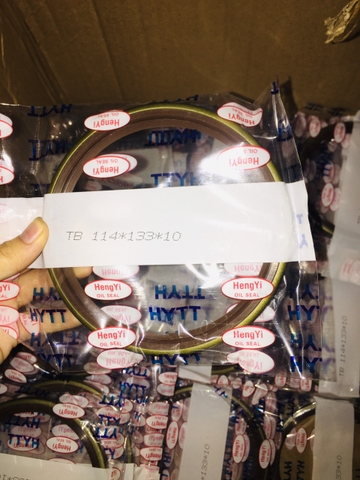 PHỐT CHẮN DẦU TB 114*133*10 (PHỐT XE HƠI 114x133x10)