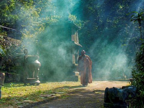 E-Magazine trên đỉnh Ngọa Vân