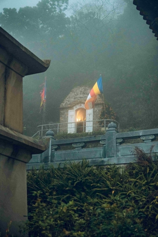 Am Ngọa Vân (Ngoa Van Shrine)