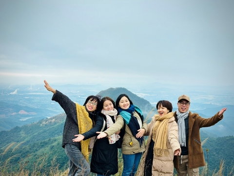 Time for a retreat! Check in at Ngoa Van, go cloud hunting, and win awesome prizes!