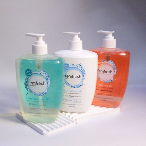 Femfresh intimate skin care dung dịch vệ sinh phụ nữ không chứa xà phòng, cân bằng độ PH 600ml (2028)