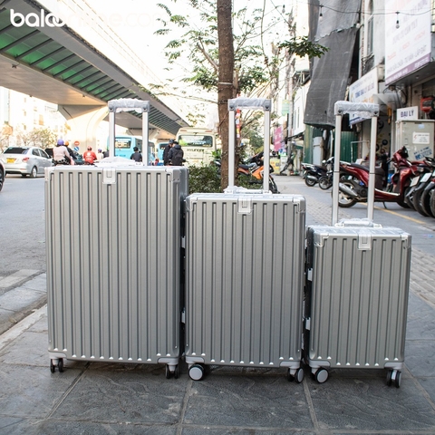 Vali kéo khung nhôm khoá sập TV04