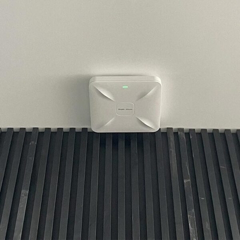 Bộ phát wifi ốp trần Ruijie RAP 2200E