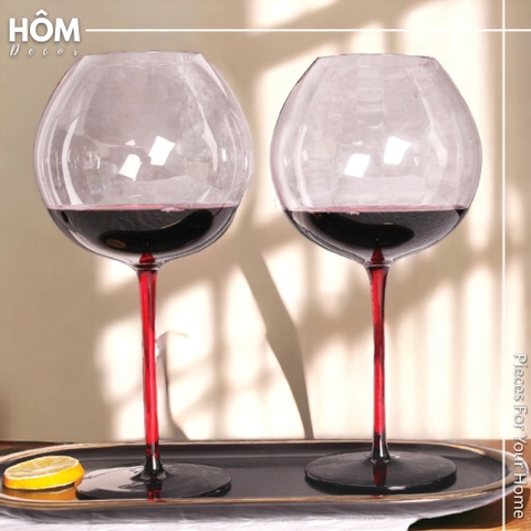 Ly rượu thủy tinh trang trí