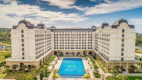 Combo Hà Nội Phú Quốc Lễ 2/9 4 Ngày 3 Đêm | Vinholiday Fiesta + Vé VinWonders & Safari
