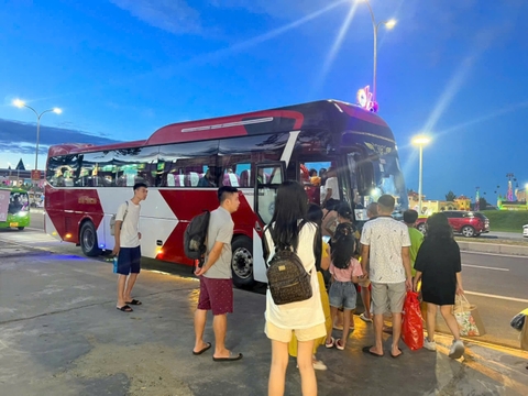 Cho thuê xe 4 chỗ - 45 chỗ tại Hà Nội