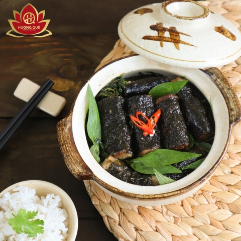 BRAISE SAUSAGE SEAWEED ROLLS WITH LAKSA LEAVES - CHẢ RONG BIỂN (CÁ KÈO) KHO RAU RĂM 300g