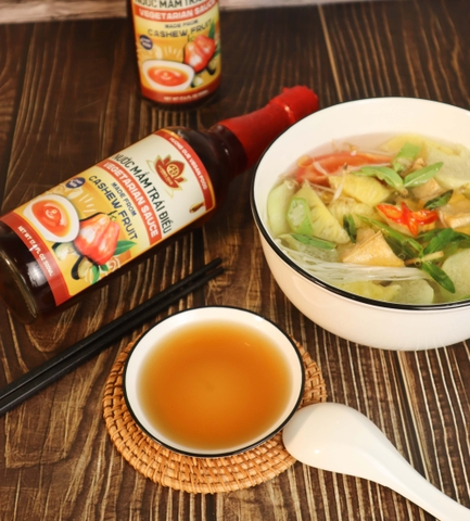 VEGETARIAN SAUCE MADE FROM CASHEW FRUIT - NƯỚC MẮM TRÁI ĐIỀU 500ML