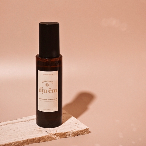 Nước Dưỡng Da Làm Dịu Và Cấp Ẩm | 7 Loại Thảo Mộc & Niacinamide Facial Toner Botaniglow 100ml