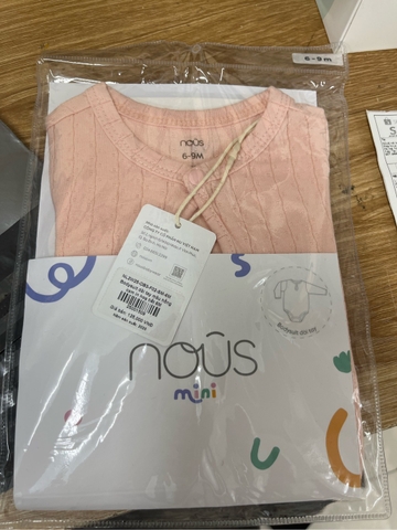 NOUS S10 - Body chip dài tay màu hồng cam in hoạ tiết - 6-9M - SS25.T7B