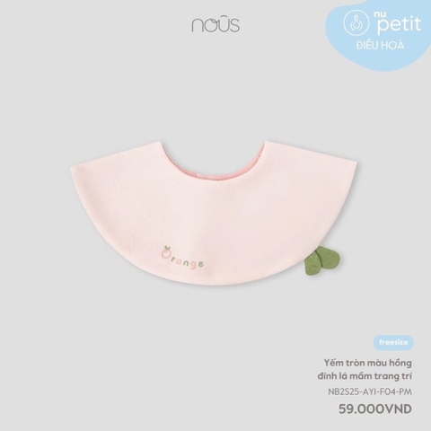 NOUS - Yếm tròn màu hồng đính lá mầm trang trí - SS25.T4A