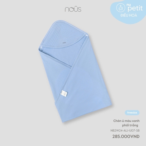NOUS - Chăn ủ màu xanh phối trắng - SS25.T7A