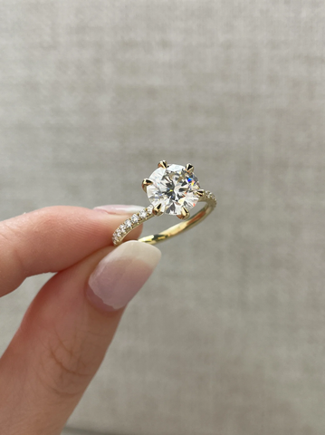 Nhẫn Kim Cương Round