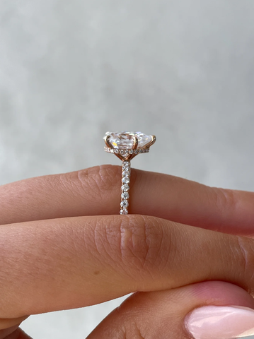 Nhẫn Kim Cương Pear