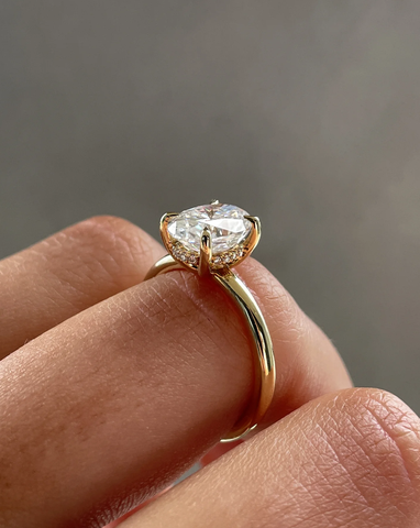 Nhẫn Kim Cương Classic Oval