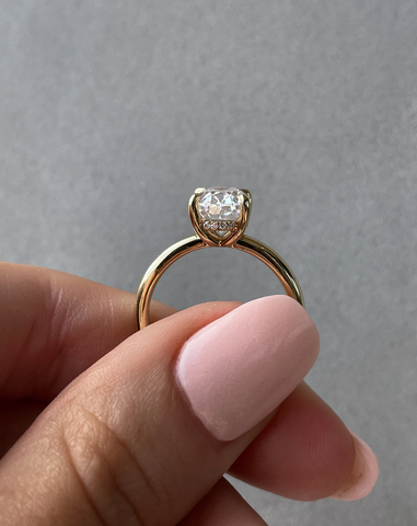 Nhẫn Kim Cương Classic Oval