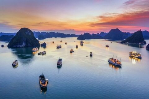 Từ Vịnh Hạ Long, du lịch Quảng Ninh liên tục mở rộng không gian trải nghiệm