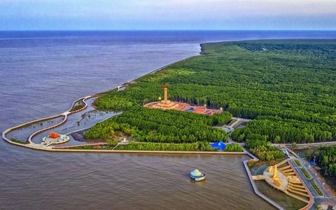 Phát triển kinh tế biển xanh đồng bằng sông Cửu Long: Lợi thế biển rộng, gió lớn