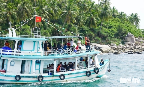 Chấn chỉnh tour tuyến, bè du lịch tự phát ở quần đảo Nam Du, Hòn Sơn
