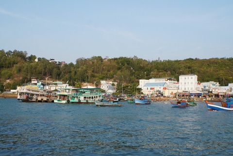 [Gặp gỡ thứ Tư] 'Phát triển kinh tế biển cần tạo ra 4 đột phá'