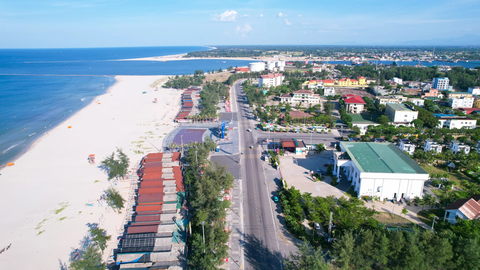 Đầu tư hạ tầng, phát triển du lịch biển