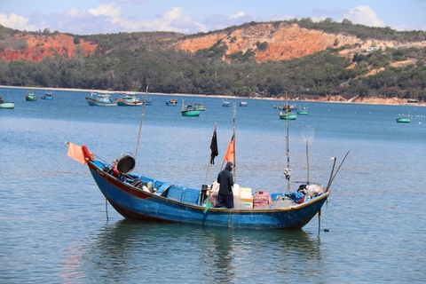 Lâm Đồng tiến ra biển lớn: Biển khơi máu thịt ngàn đời