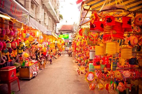 Phố Tàu Sài Gòn - Khám Phá Khu Phố Ẩm Thực Người Hoa