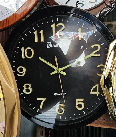 Đồng hồ treo tường D60