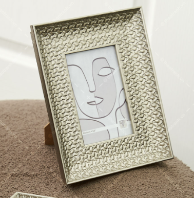 Khung ảnh để bàn 10x15cm - Viền hiệu ứng 3D KH1015 TT8998