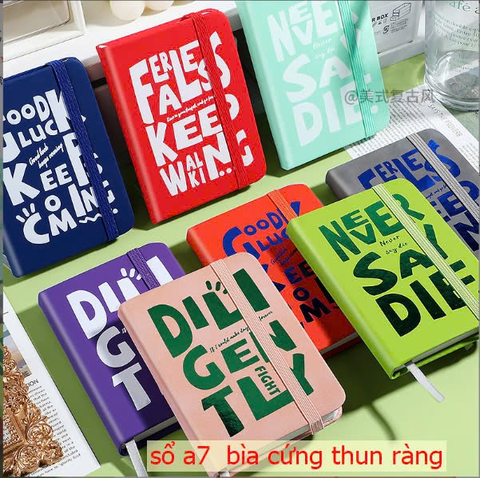 Sổ bìa da cứng A6 LICAI A6-6520 có thun ràng 192tr