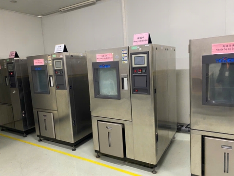 Sửa chữa tủ môi trường - tủ nhiệt độ độ ẩm sau 16 năm sử dụng