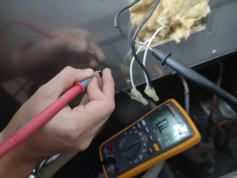 Sửa Chữa Tủ Môi Trường Không Tạo Được Độ Ẩm Chuẩn 