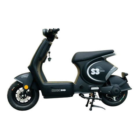 Xe máy điện Hugo S3 màu đen sần